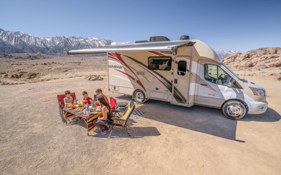 7 Reasons Renting an RV Should Be On Every Family’s Summer Bucket List