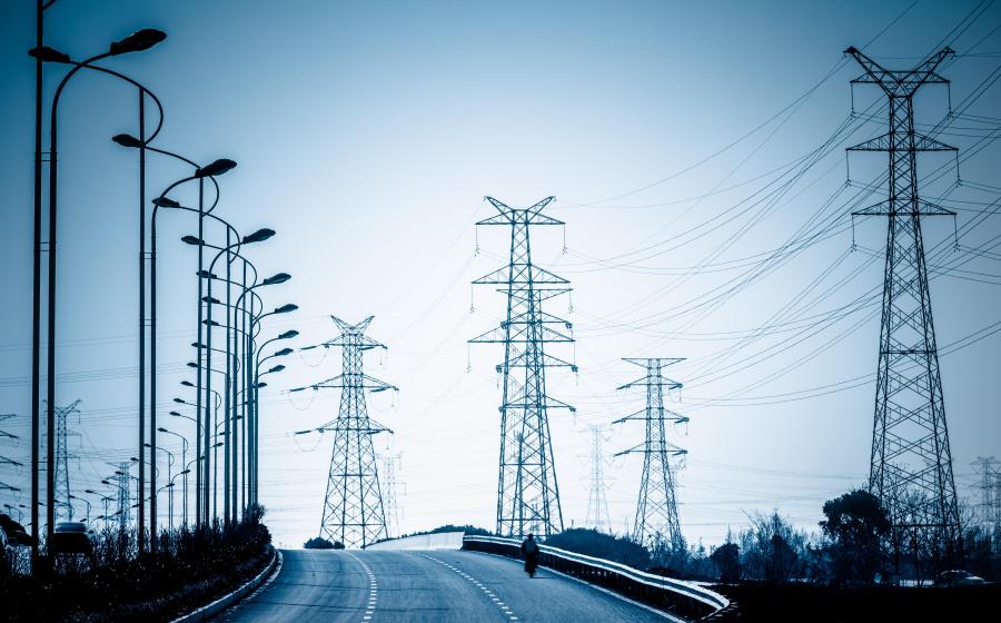 Why We Need to Strengthen and Expand America’s Electric Grid 